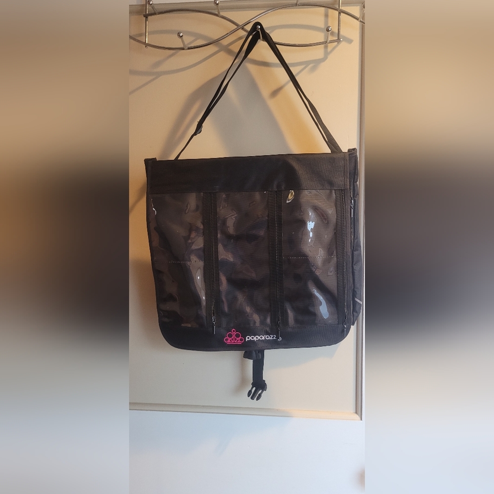 Tote Paparazzi Black Organizer  with Clear Pockets
